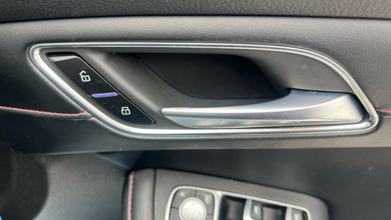 MG Hs 1.5 T-GDI Excite 5dr Petrol Hatchback